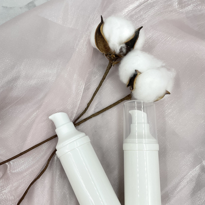 UV Proof 20ml 25ml PP غسول المفاجئة على زجاجات مضخة الهواء ذات الألوان المخصصة