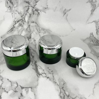عبوات مستحضرات التجميل الصديقة للبيئة الخضراء 50g 100g الجرار الممعدنة لمنتجات العناية بالبشرة